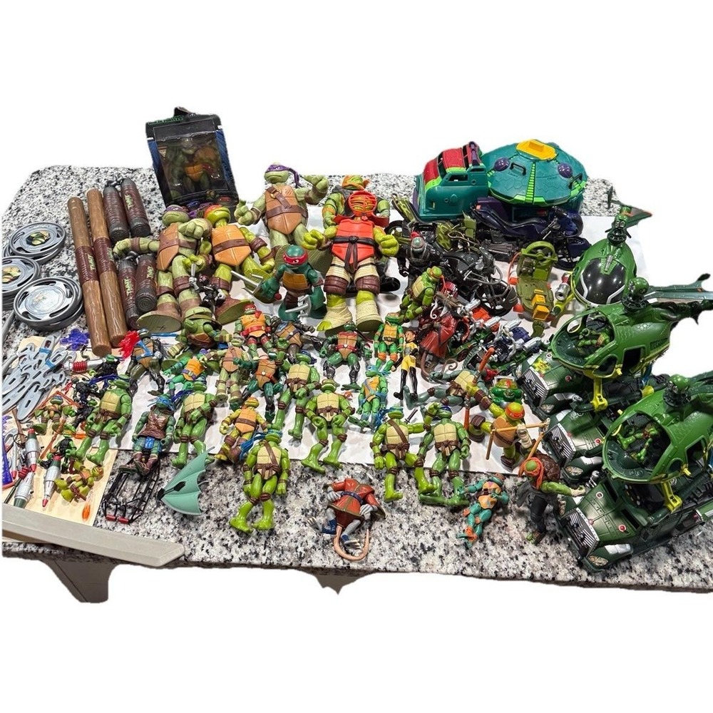 Huge Lot Mixed Teenage Mutant Ninja Turtles TMNT Figures Copters And More!